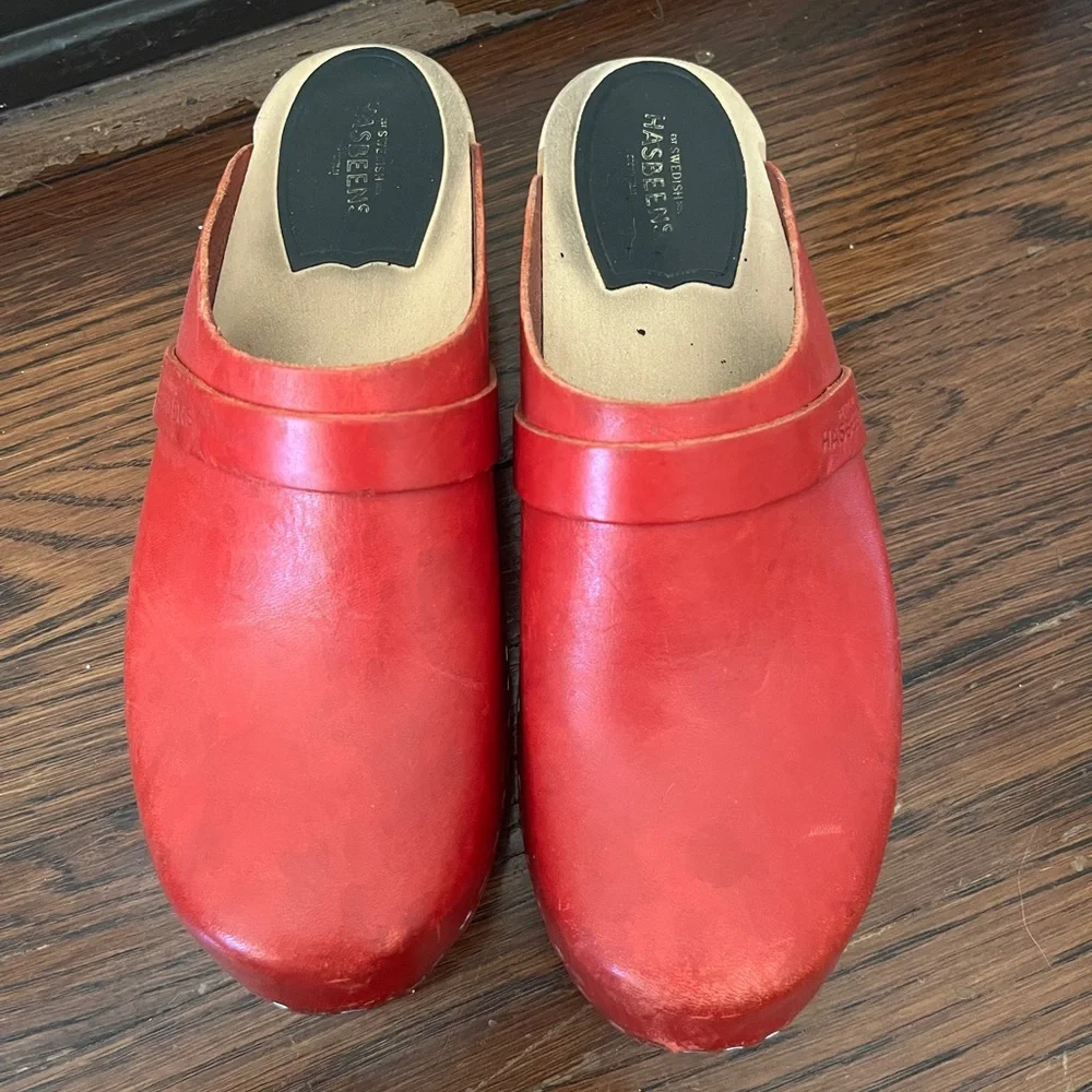 Swedish Hasbeens Red Husband Clogs - Picture 3 of 10